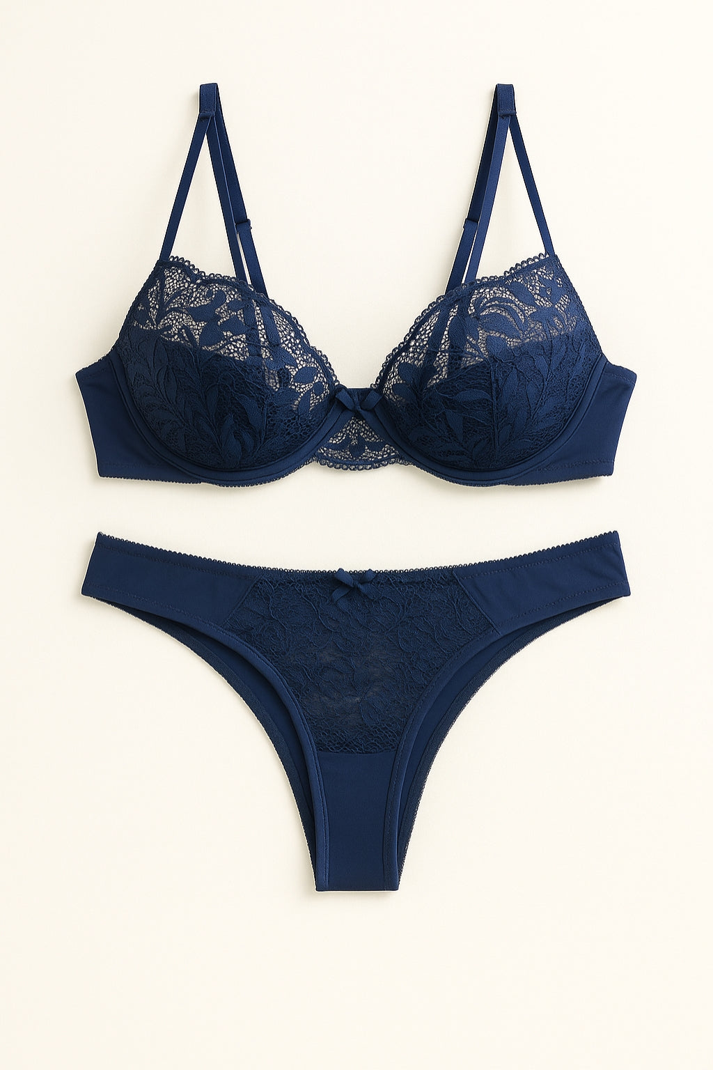 Celuna Embroidered Lift