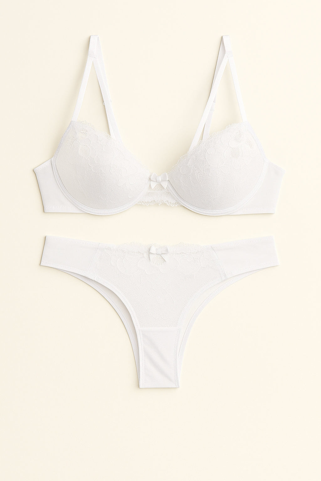 Celuna Embroidered Lift
